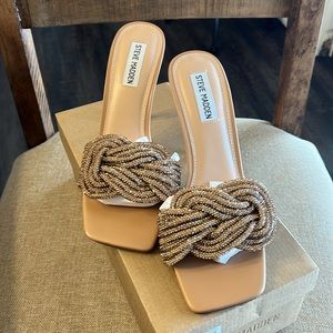 NIB STUNNING BRONZE/COPPER HEELS 9